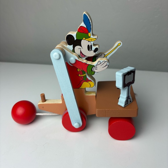 Disney Mickey and friends the band concert disney 100 decades wooden pull toy - Picture 5 of 16